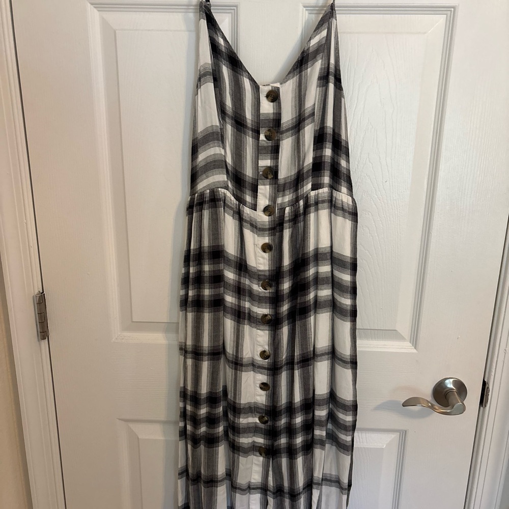 American Eagle Outfitters Black and White Plaid Midi Dress